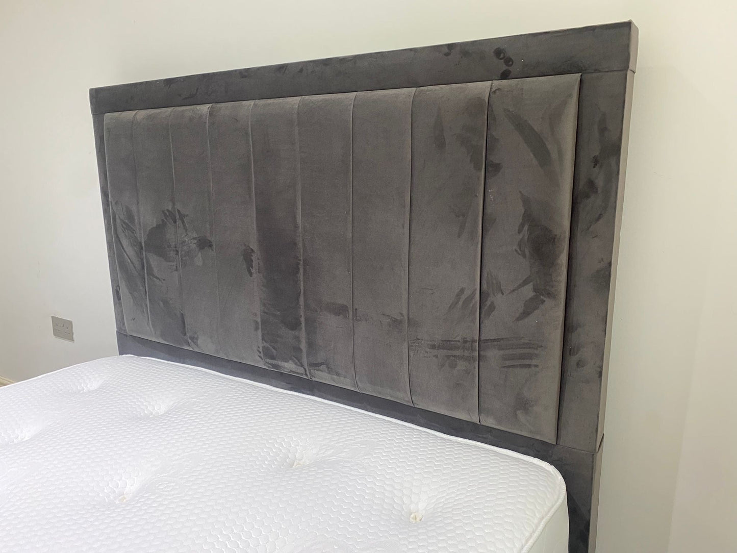 Shelley Bed Frame With End Lift Storage