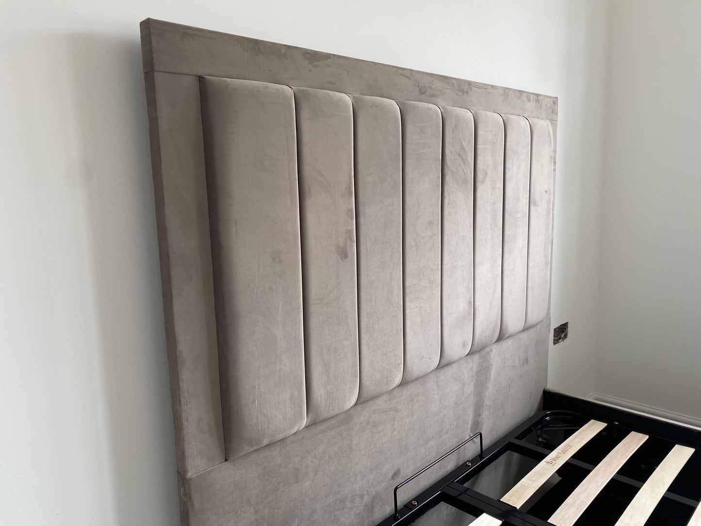 Shelley Bed Frame With End Lift Storage