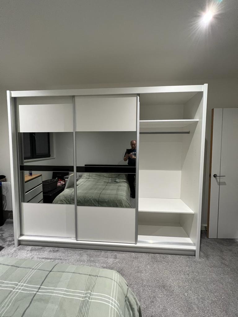 250cm Virginia Sliding Door Wardrobe (White or Grey)