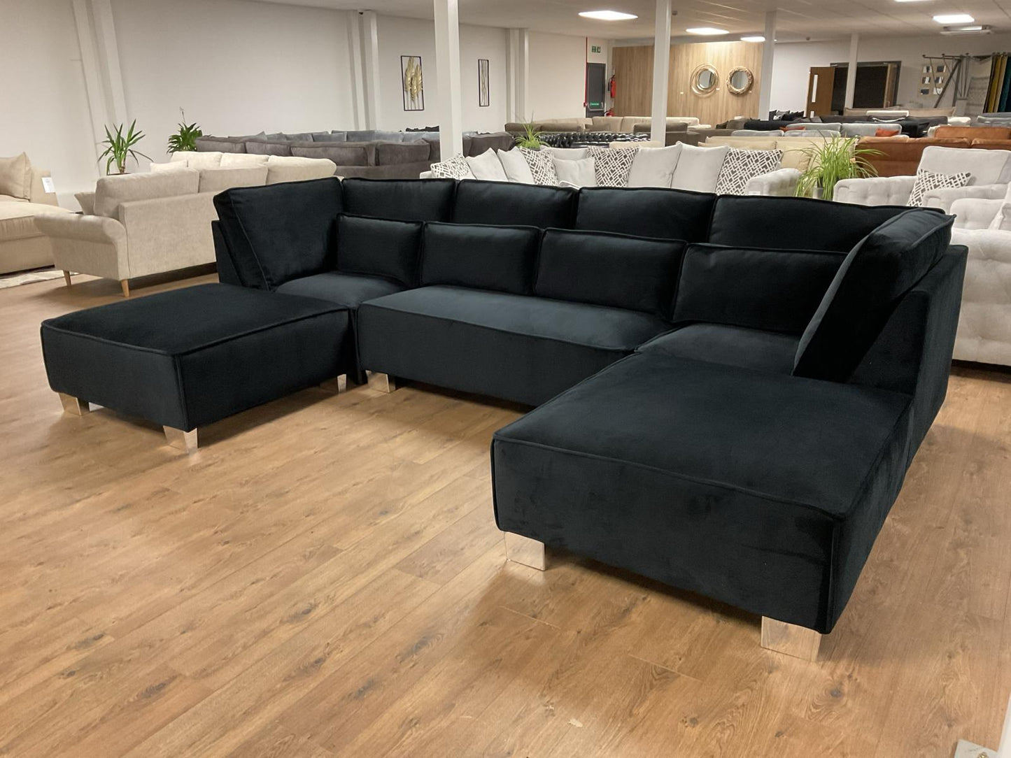 Belgravia U-Shape Sofa (Available in Plush Velvet Black, Cream or Grey)