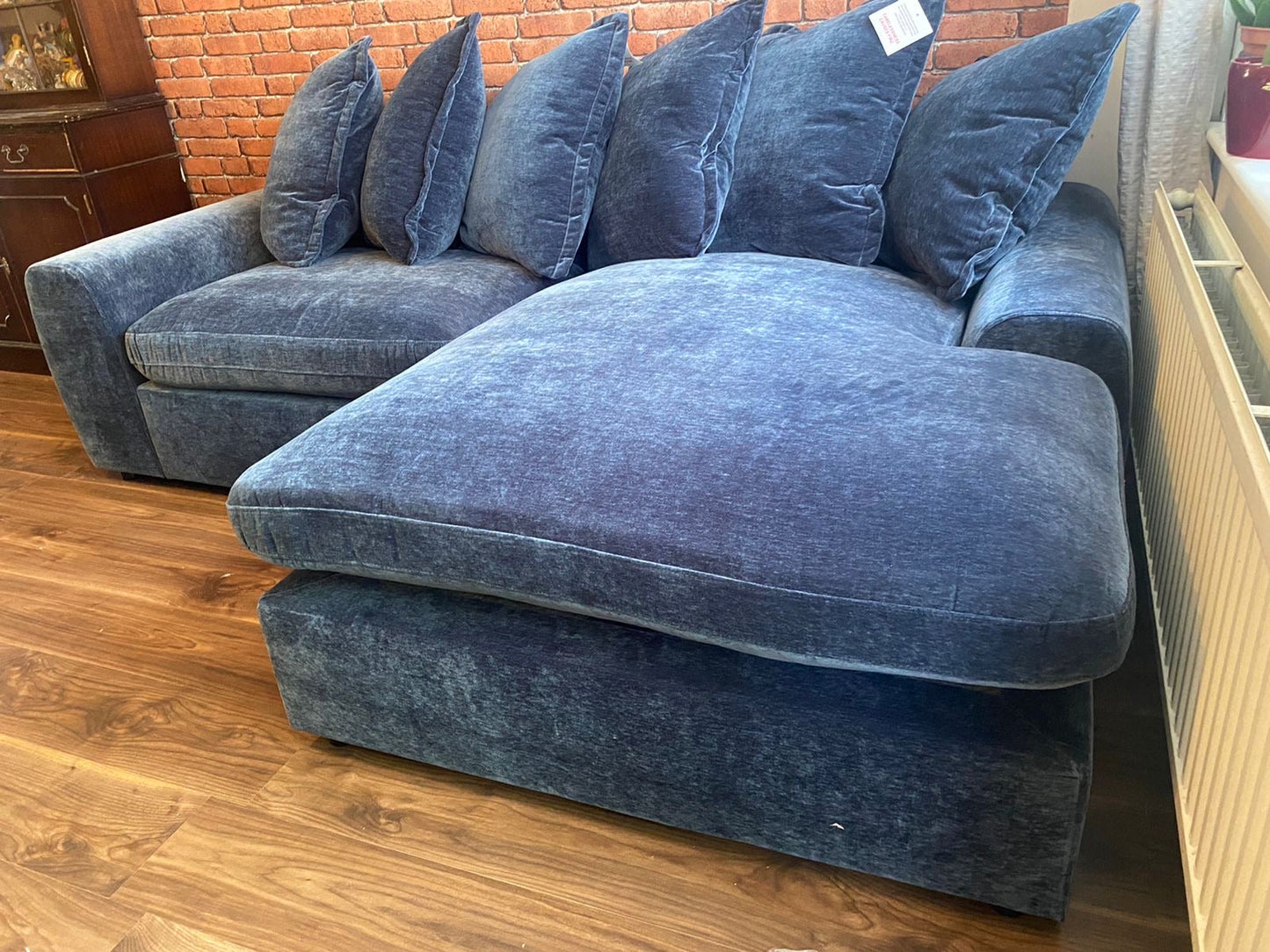 Winnie Chaise Sofa