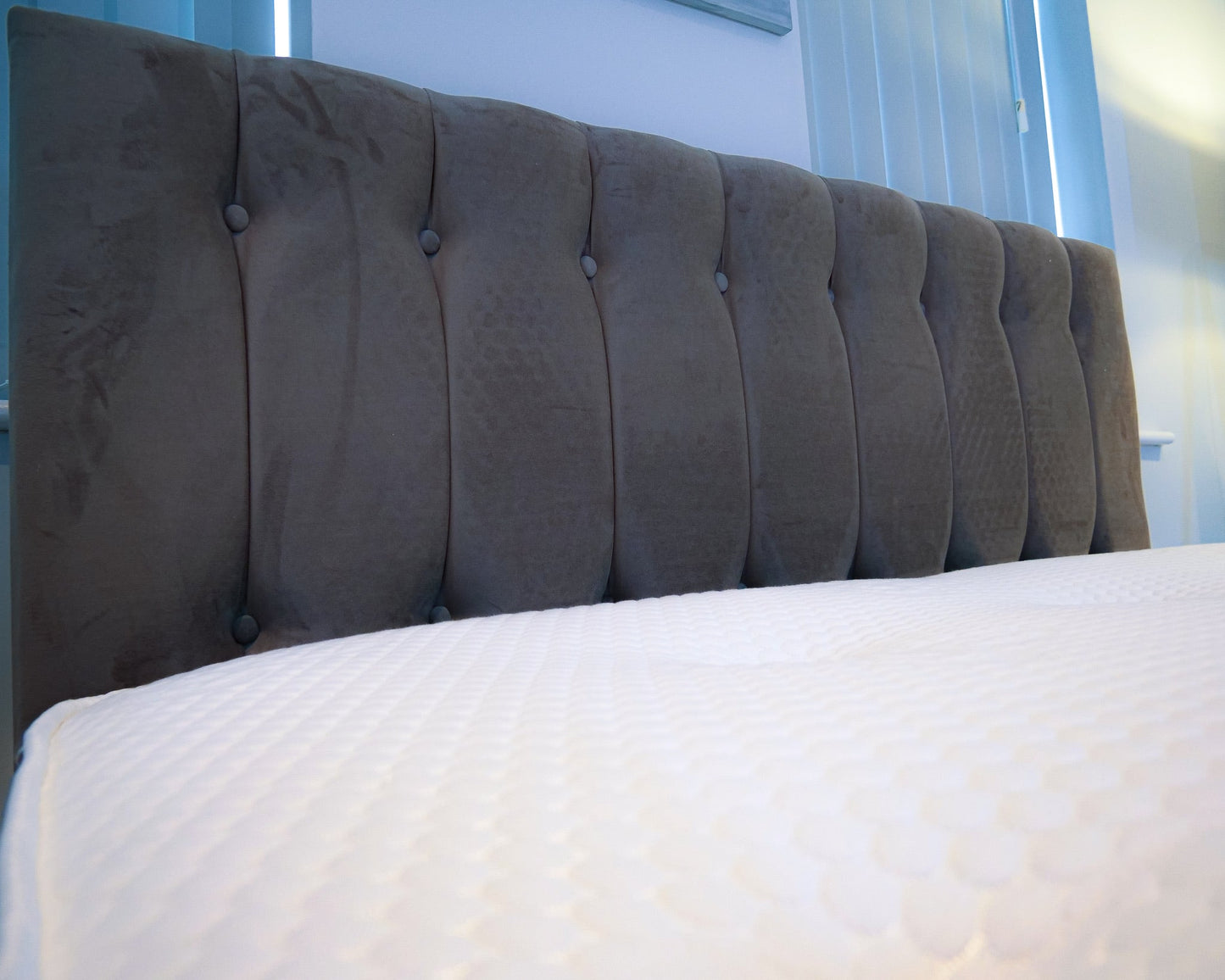The Camden Bundle Divan Bed (Two Drawers)